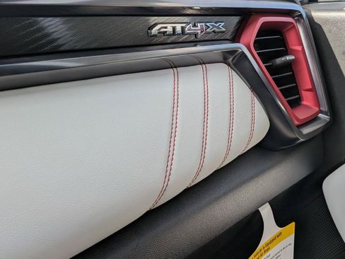 New 2026 GMC Canyon AT4X AWD/4WD image 19