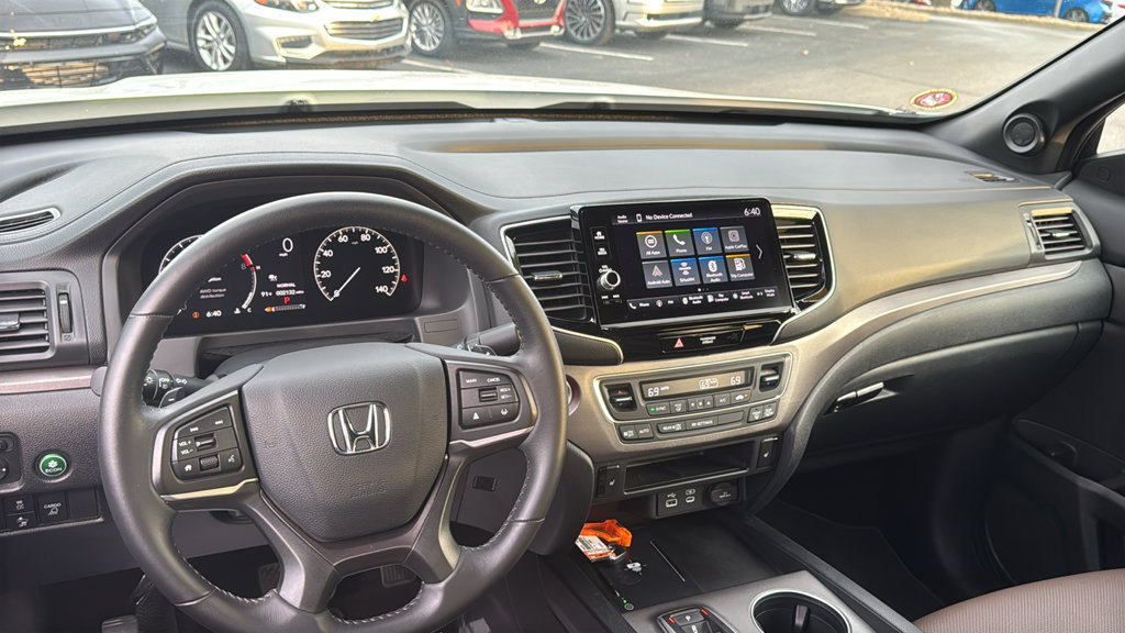 Used 2025 Honda Ridgeline RTL image 12