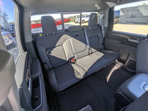 New 2026 GMC Sierra 2500 SLE w/ SLE Value Package; image 17