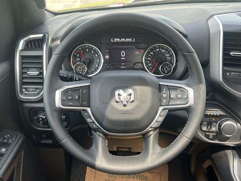 Used 2025 RAM 1500 Big Horn AWD/4WD image 29
