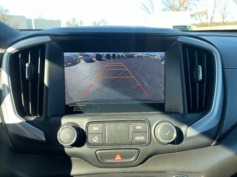 Used 2021 GMC Terrain SLT w/ Elevation Edition image 26