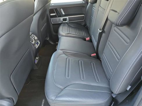 Used 2025 Mercedes-Benz G 550 image 17