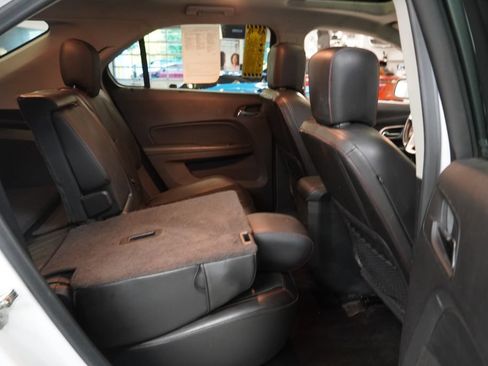 Used 2016 Chevrolet Equinox LTZ w/ Enhanced Convenience Package AWD/4WD image 33