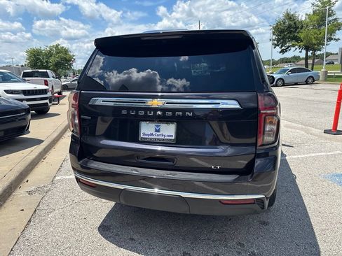 Used 2024 Chevrolet Suburban LT AWD/4WD image 23