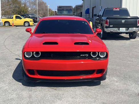 Used 2020 Dodge Challenger SRT Hellcat image 6