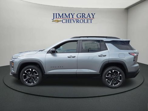 New 2027 Chevrolet Equinox RS w/ Safety and Technology Package FWD image 2