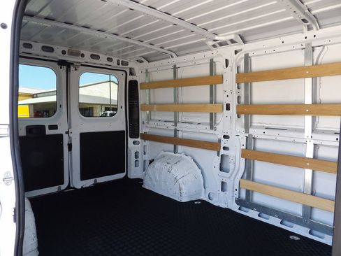 Used 2023 RAM ProMaster 2500 image 25