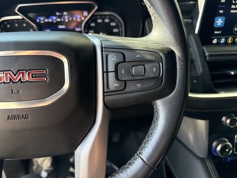 Used 2021 GMC Yukon SLT AWD/4WD image 19
