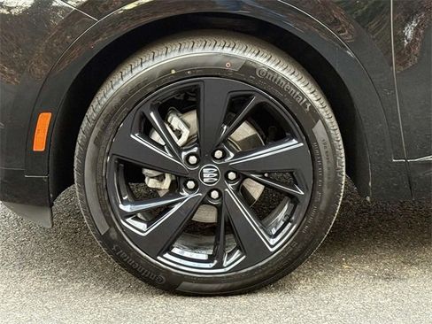 Certified 2025 Buick Envision Sport Touring image 7