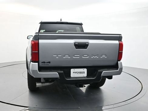 Used 2024 Toyota Tacoma TRD Off-Road AWD/4WD image 6