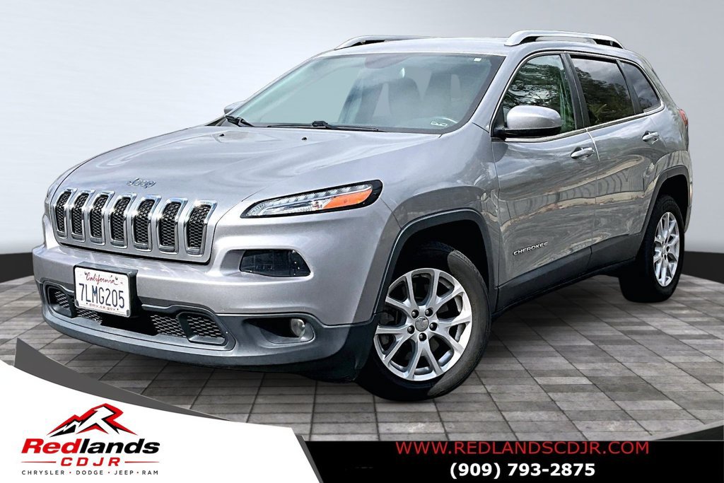 Used 2015 Jeep Cherokee Latitude FWD image 1