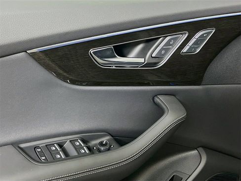 New 2026 Audi Q8 Premium Plus image 19