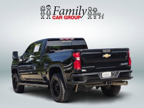Used 2023 Chevrolet Silverado 2500 High Country w/ Z71 Off-Road Package AWD/4WD image 3