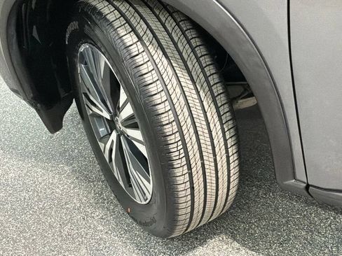 Used 2021 Nissan Rogue SV AWD/4WD image 31