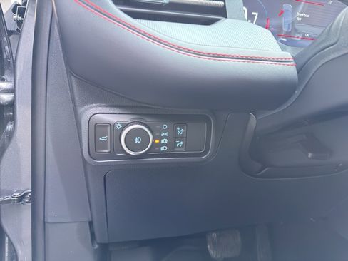 New 2026 Ford Explorer ST-Line image 19