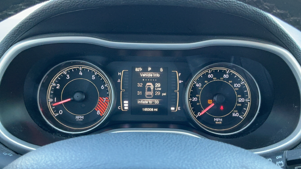 Used 2014 Jeep Cherokee Latitude AWD/4WD image 13