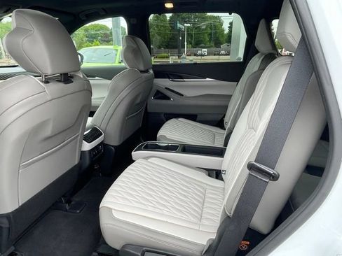 Used 2026 INFINITI QX60 Autograph w/ Dark Cargo Package AWD/4WD image 11