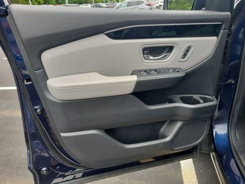 Used 2023 Honda Pilot Touring image 39