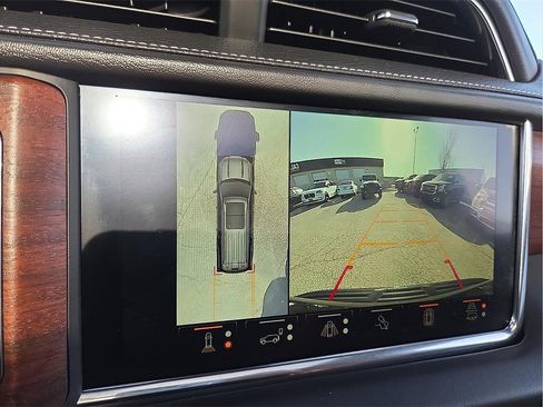 Used 2024 GMC Yukon XL Denali Ultimate image 13