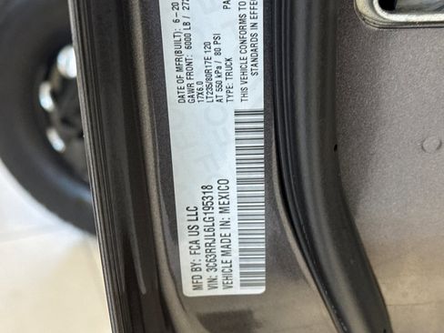 Used 2020 RAM 3500 Laramie image 29