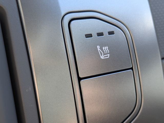 New 2027 Kia EV3 Wind FWD image 23