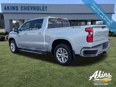 Used 2023 Chevrolet Silverado 1500 LT AWD/4WD image 6