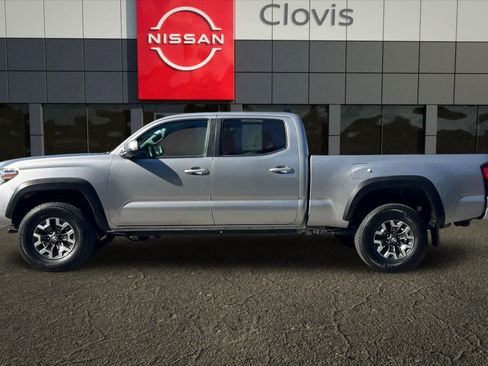 Used 2020 Toyota Tacoma TRD Off-Road AWD/4WD image 6