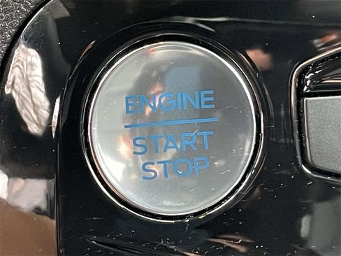 Used 2025 Ford Escape ST-Line w/ Equipment Group 301A image 28