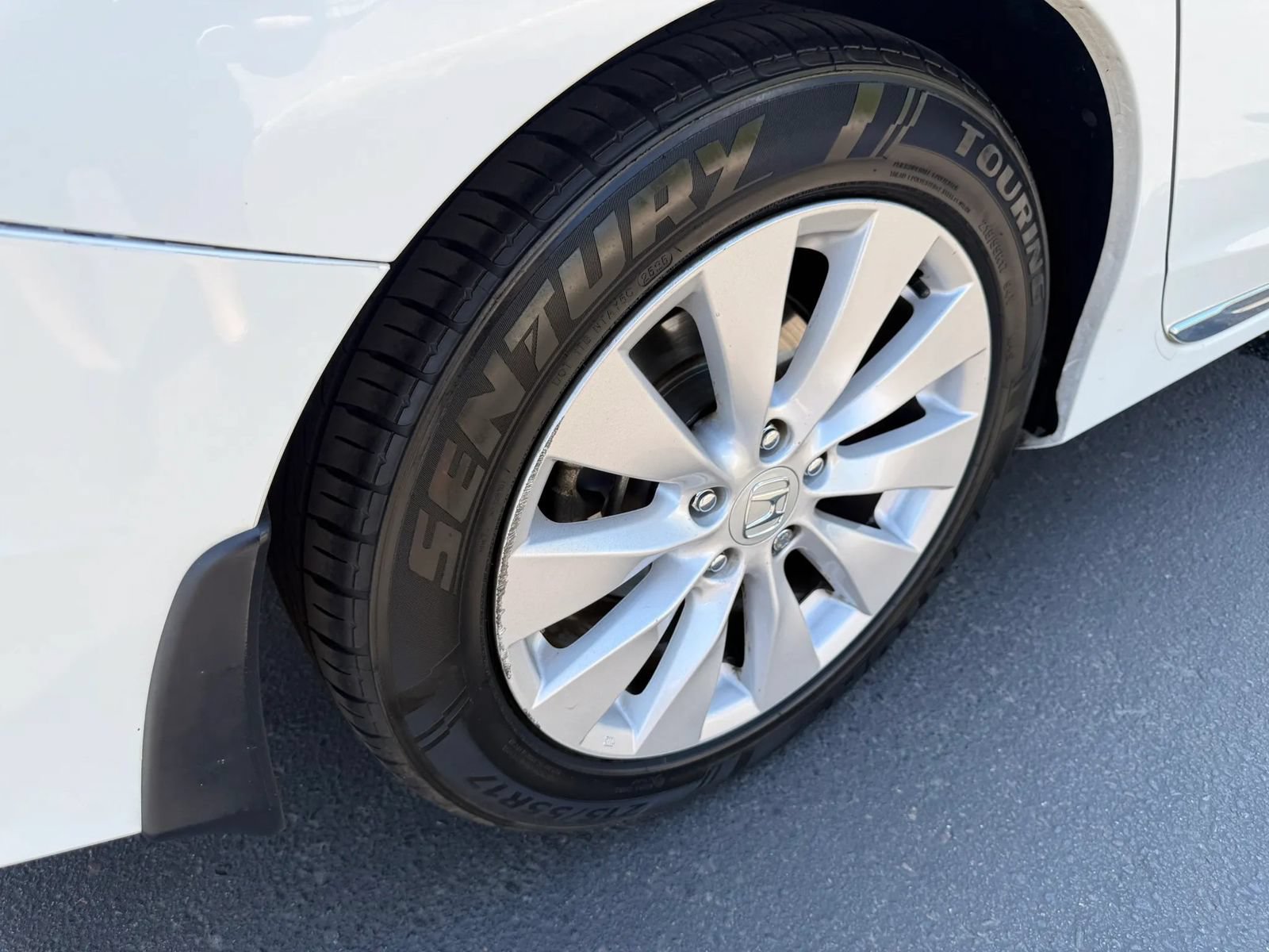 Used 2015 Honda Accord EX image 23