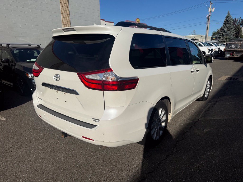 Used 2015 Toyota Sienna Limited Premium AWD/4WD image 2