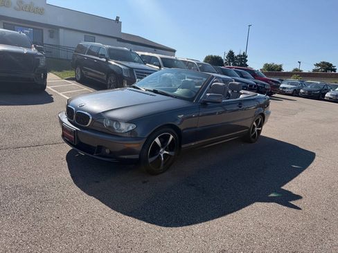 Used 2005 BMW 325Ci Convertible RWD image 2