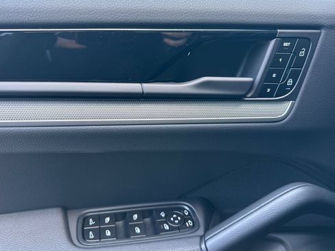New 2026 Porsche Cayenne AWD/4WD image 12