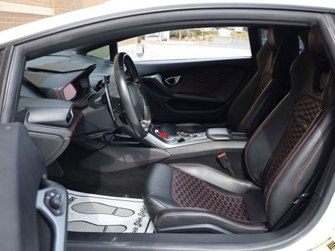 Used 2018 Lamborghini Huracan LP 580-2 image 24