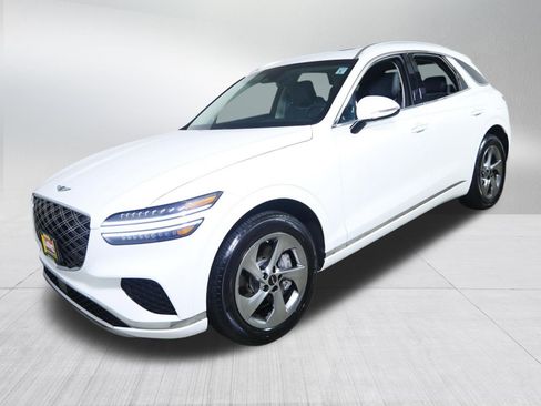 Certified 2026 Genesis GV70 2.5T Select AWD/4WD image 3