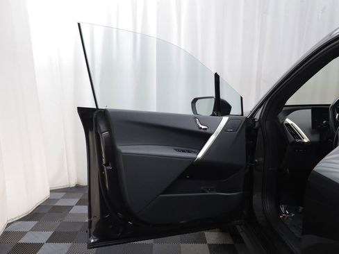 Certified 2024 BMW iX xDrive50 w/ Convenience Package image 4