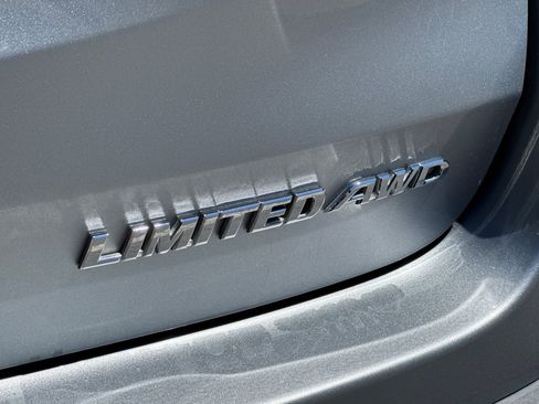 Used 2015 Toyota Highlander Limited Platinum AWD/4WD image 41