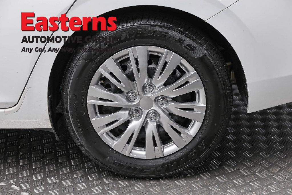 Used 2024 Nissan Sentra S FWD image 9