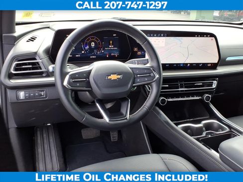 Used 2026 Chevrolet Traverse LT AWD/4WD image 16