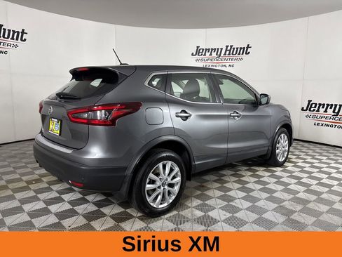 Used 2021 Nissan Rogue Sport S image 6