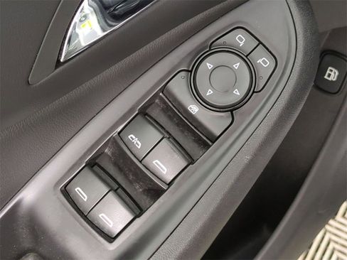 Certified 2018 Chevrolet Volt LT w/ Comfort Package image 22