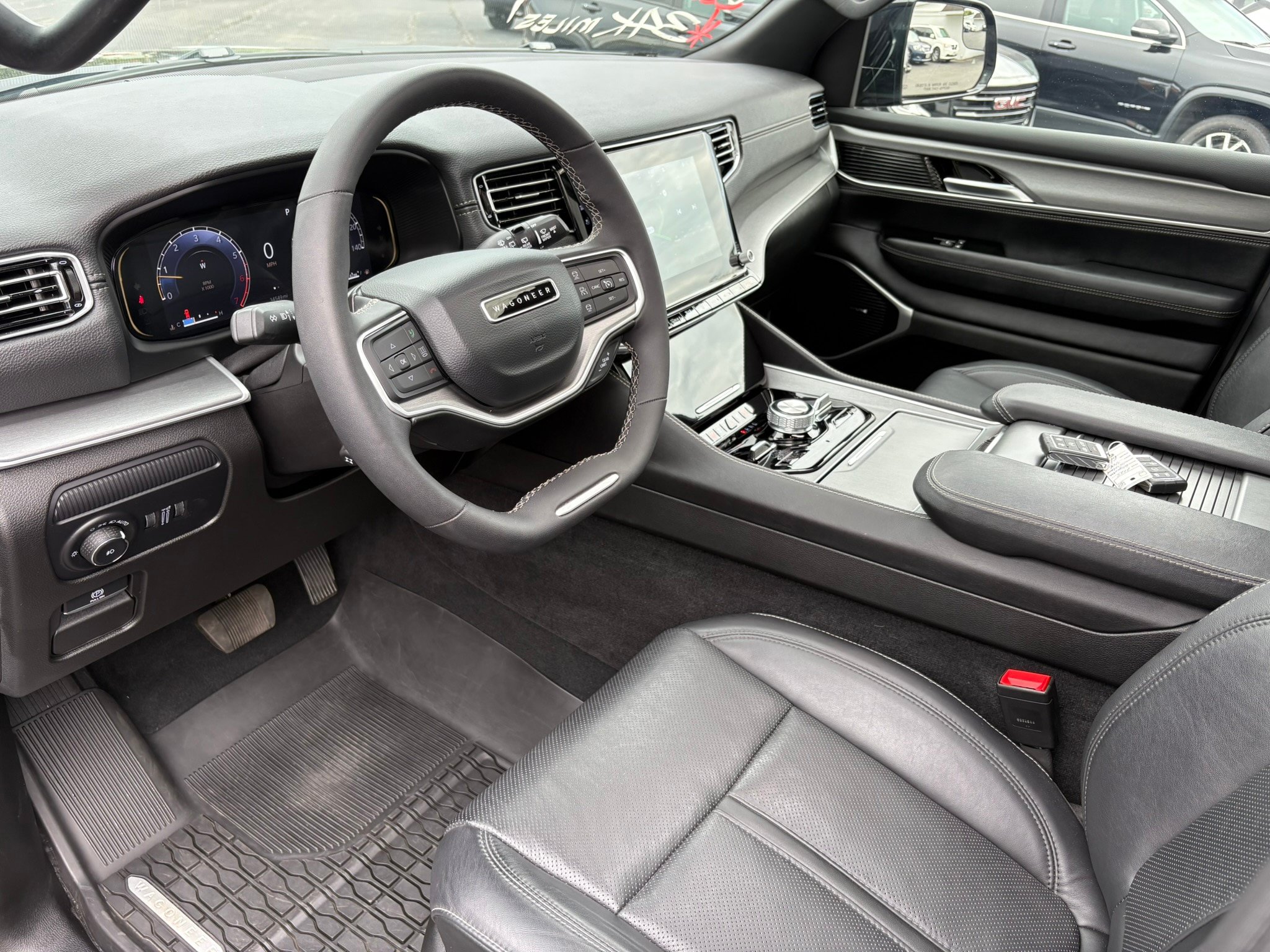 Used 2025 Jeep Wagoneer Series II AWD/4WD image 22