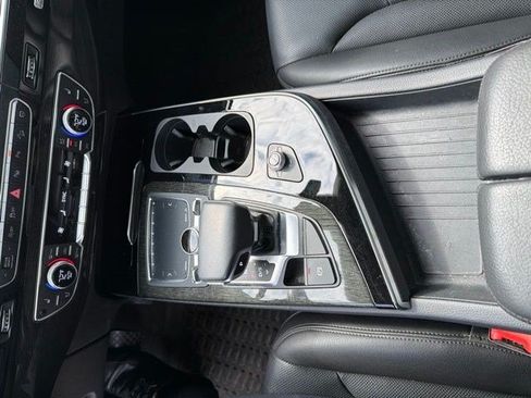 Used 2019 Audi Q7 3.0T Prestige AWD/4WD image 19