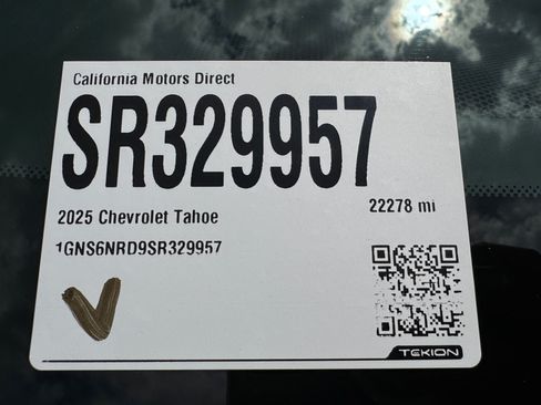 Used 2025 Chevrolet Tahoe LT AWD/4WD image 21