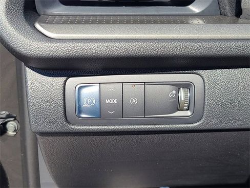 New 2026 Chevrolet Traverse LT image 26