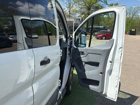 Used 2017 Ford Transit 150 XL image 20