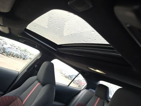 Used 2024 Toyota Corolla SE image 14