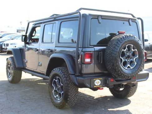 Used 2023 Jeep Wrangler Unlimited Rubicon w/ Cold Weather Group AWD/4WD image 3