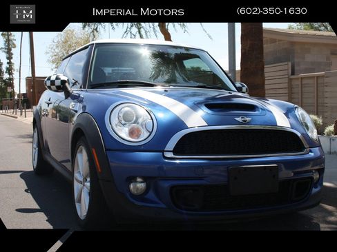 Used 2013 MINI Cooper S FWD image 1
