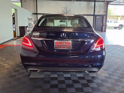 Used 2019 Mercedes-Benz C 300 4MATIC Sedan image 5