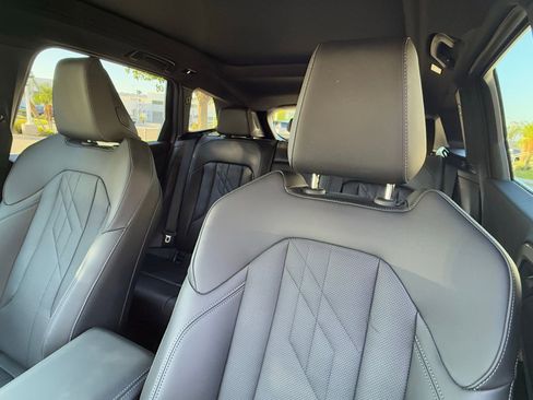 Used 2025 BMW X3 xDrive30i w/ Premium Package image 21